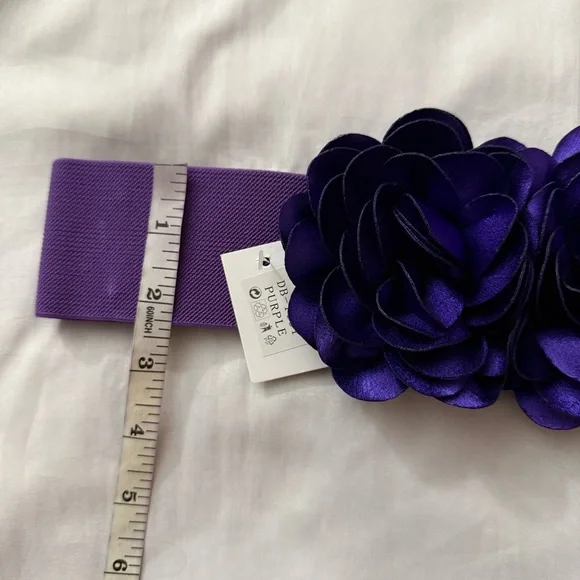 Purple statement satin double flower wide elastic waistband belt - Picture 7 of 9